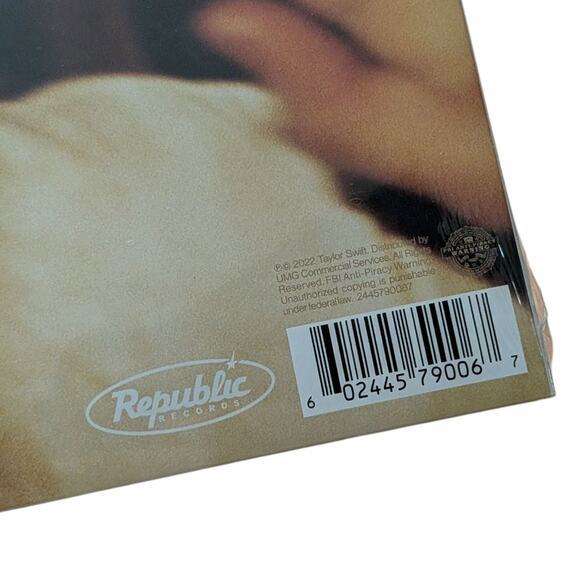 Taylor Swift Midnights Blood Moon Marbled Vinyl LP Sealed Collector's Edition - Picture 4 of 4